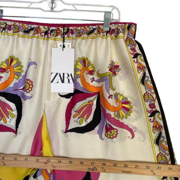 Zara Wide Leg Cropped Pants Women L Muticolor Scarf Print Silky Pull On - Picture 3 of 10